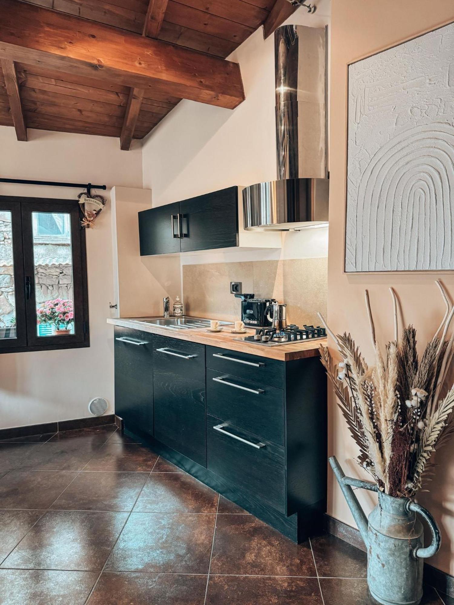 Residence By Talking Stones Dolceacqua Εξωτερικό φωτογραφία